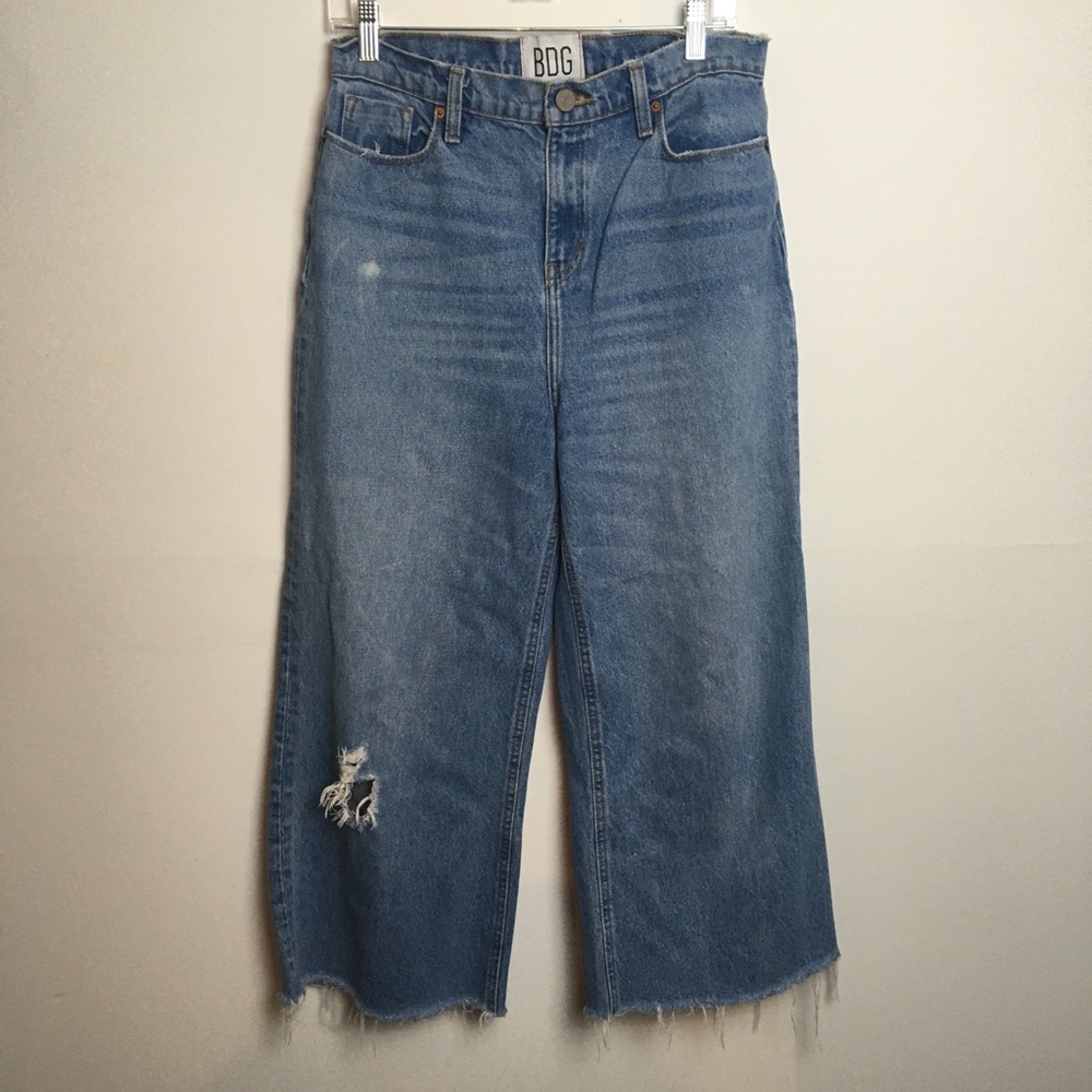 BDG wide leg cropped jeans